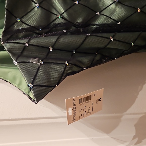 FORMAL PARTY DRESS - Picture 5 of 12